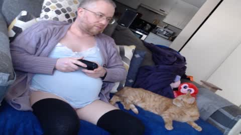 Snapshot of raymondsun chatting on 01/19/25, 08:51 Sunshine Ray online show from 01/19/25, 08:51