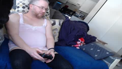 Snapshot of raymondsun chatting on 01/26/25, 05:23 Sunshine Ray online show from 01/26/25, 05:23