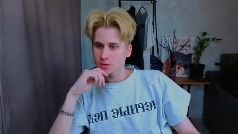 rayondovwson online show from 07/06/26, 01:08
