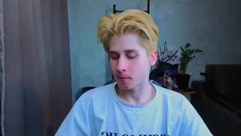 rayondovwson online show from 07/12/26, 06:43