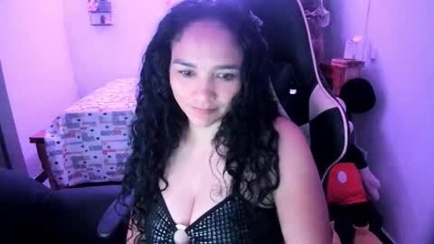 Danna online show from 03/04/26, 02:45