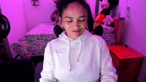 Snapshot of rayza_mature_ chatting on 06/03/26, 03:50 Danna online show from 06/03/26, 03:50