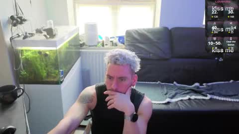 Rayzel online show from 02/08/26, 12:52