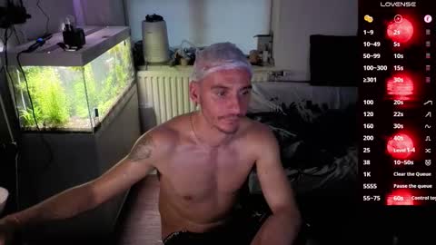 Rayzel online show from 03/10/26, 05:18