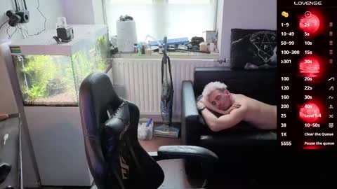 Rayzel online show from 03/20/26, 05:07