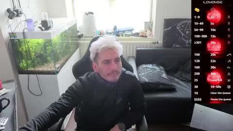 Rayzel online show from 04/04/26, 10:57