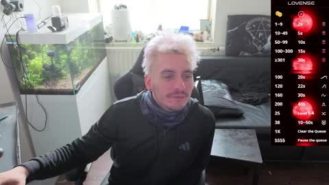 Rayzel online show from 04/09/26, 11:26