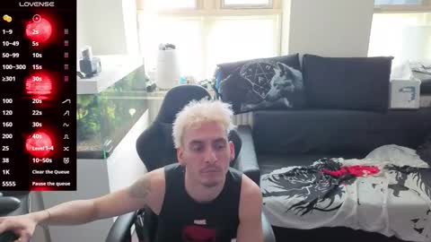 Rayzel online show from 04/26/26, 08:56