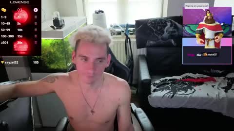 Rayzel White online show from 05/11/26, 04:04