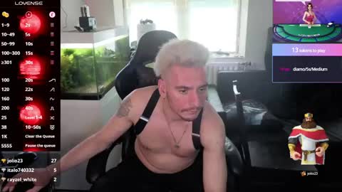Rayzel White online show from 06/09/26, 05:13