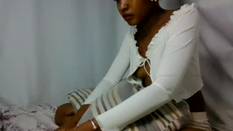 razafindrasoa online show from 06/16/26, 02:25