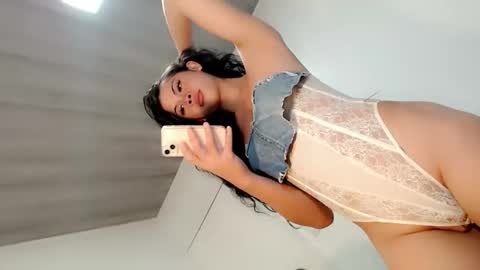 Snapshot of raze_fuckzx chatting on 09/16/25, 11:17 cindy online show from 09/16/25, 11:17