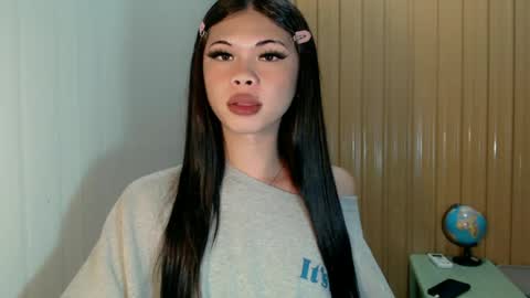 Snapshot of raze_fuckzx chatting on 06/17/26, 02:51 cindy online show from 06/17/26, 02:51