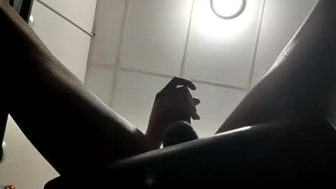 razor20221 online show from 02/05/25, 02:37