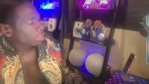 skylar online show from 04/25/26, 10:18
