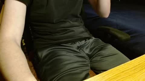 Scrappy Coco online show from 04/24/26, 04:04