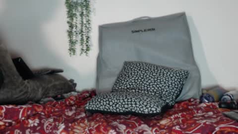 Fannie online show from 02/28/25, 12:43