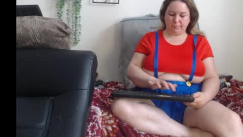 Fannie online show from 04/01/26, 06:05