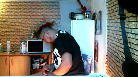 real_coupl3 online show from 02/19/26, 06:48