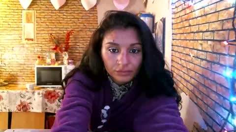 real_coupl3 online show from 04/19/26, 08:02