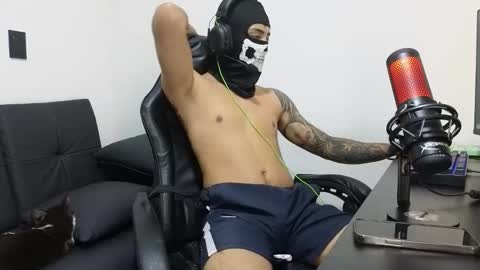 Snapshot of realbigboss777 chatting on 05/11/26, 02:45 realbigboss777 online show from 05/11/26, 02:45