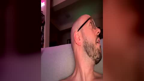 HugeSecret online show from 05/21/26, 01:12