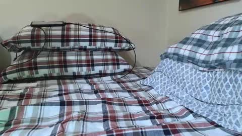 Snapshot of realityunplugged chatting on 02/15/26, 07:51 realityunplugged online show from 02/15/26, 07:51