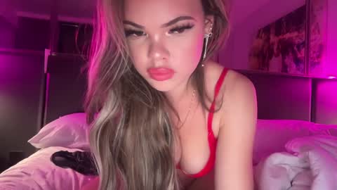 Jade  online show from 12/19/24, 04:56