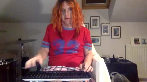 realkinkyquinn online show from 04/18/26, 11:49