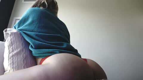 Snapshot of reallilygrace chatting on 03/12/25, 04:35 Lily Grace online show from 03/12/25, 04:35