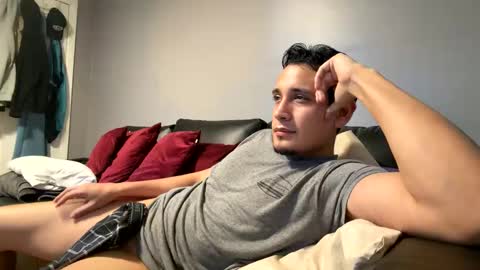 realmxyz online show from 02/18/26, 11:44