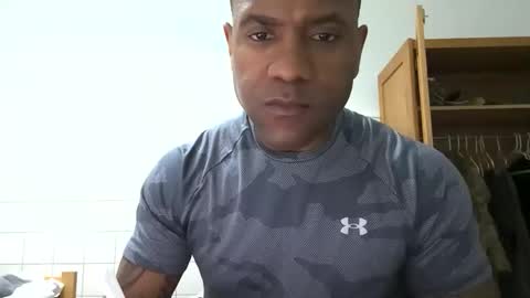 Rey online show from 04/01/26, 04:48