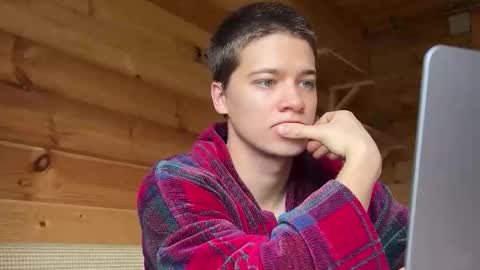 AliceEve online show from 09/13/25, 09:09