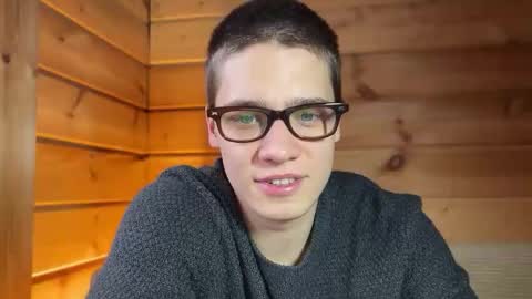 AliceEve online show from 12/21/25, 09:27