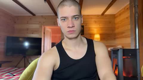 AliceEve online show from 04/01/26, 10:49