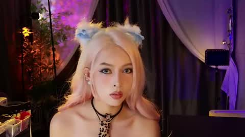 reaowna___ online show from 09/27/25, 09:36