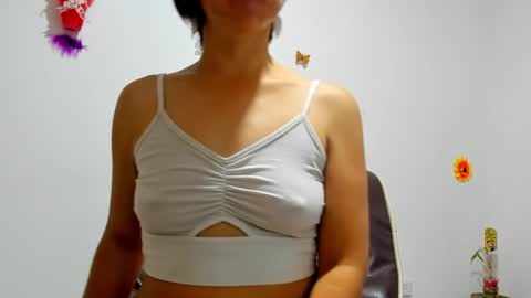 Rebbeca online show from 12/25/24, 01:10