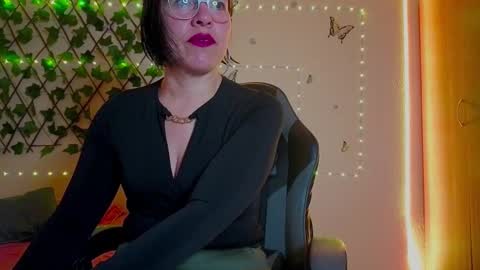 Rebbeca online show from 10/31/25, 10:05