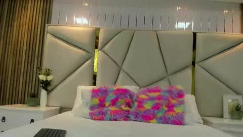 Snapshot of rebeca_brown_ chatting on 10/11/25, 11:31 Rebeca online show from 10/11/25, 11:31