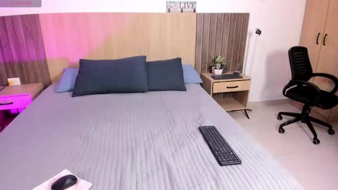 Snapshot of rebeca_cortez1 chatting on 12/15/25, 09:41 I invite you to my birthday on November 3th online show from 12/15/25, 09:41