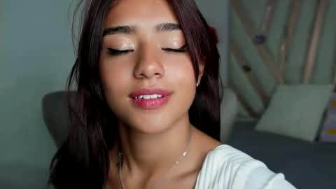  Rebecca online show from 02/04/25, 11:27