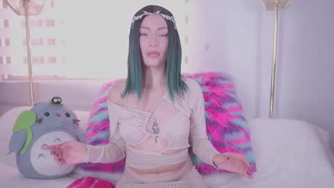 Snapshot of rebecah_1 chatting on 09/16/25, 01:01 Rebeca  online show from 09/16/25, 01:01