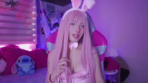 Snapshot of rebecah_1 chatting on 10/23/25, 02:16 Rebeca  online show from 10/23/25, 02:16