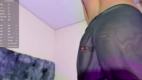 Snapshot of rebecca_adad18 chatting on 01/15/25, 09:51 rebecca online show from 01/15/25, 09:51