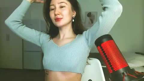 Lets talk here 33.  online show from 02/06/25, 08:13