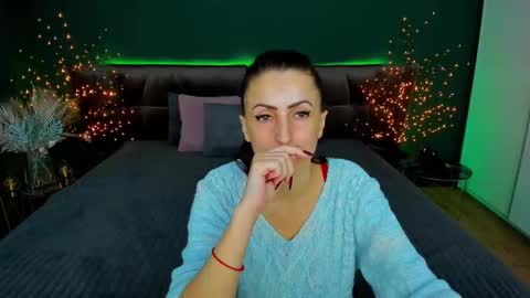 rebecca_diamonds online show from 02/02/25, 09:40