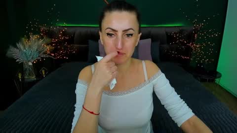 rebecca_diamonds online show from 02/27/25, 07:23