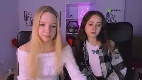 rebecca_smile_ online show from 09/30/25, 12:21