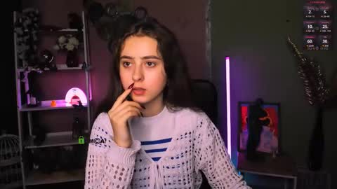 rebecca_smile_ online show from 11/30/25, 02:21