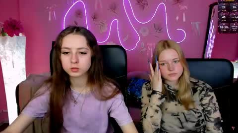 rebecca_smile_ online show from 04/23/26, 12:15